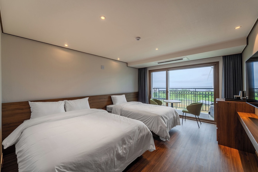 Deluxe Twin Room, Ocean View
