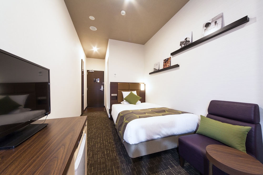 Standard Semi Double Room, Non Smoking (No cleaning Service) photo 1