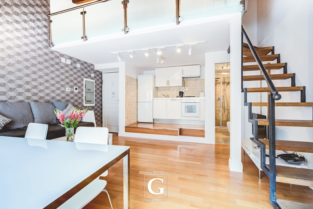Vittoria Duplex Apartment