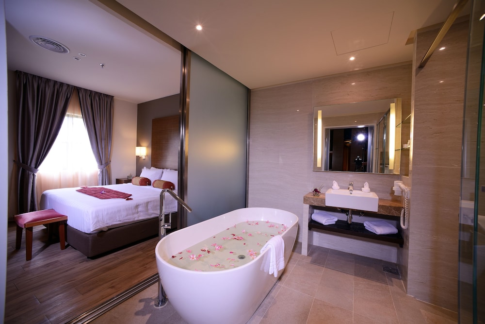 Bella Vista Suite - Photo 3