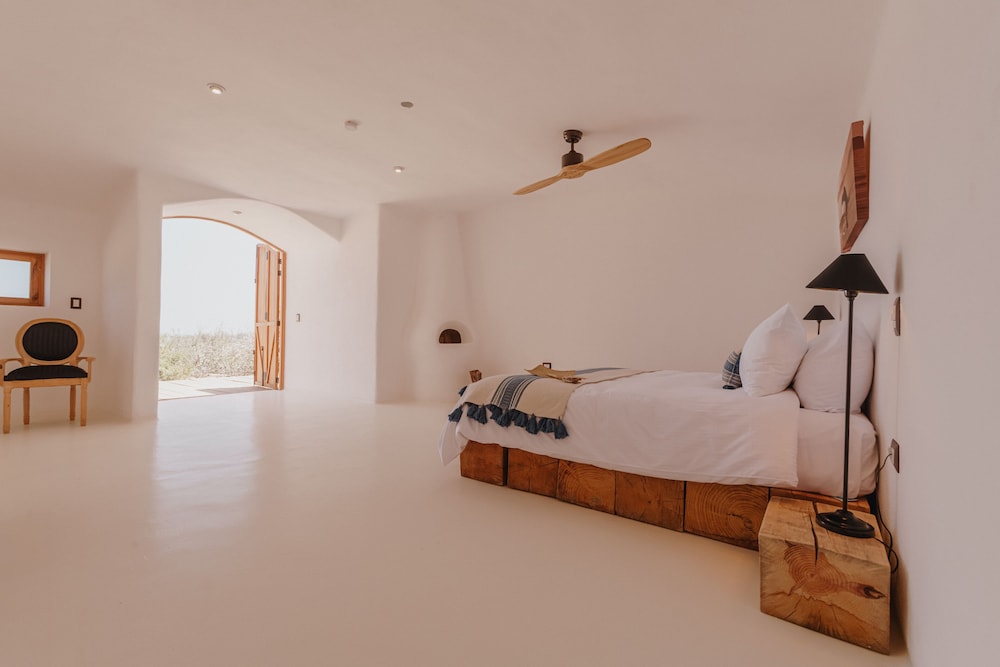 Nest Master Suite Ocean View with Plunge