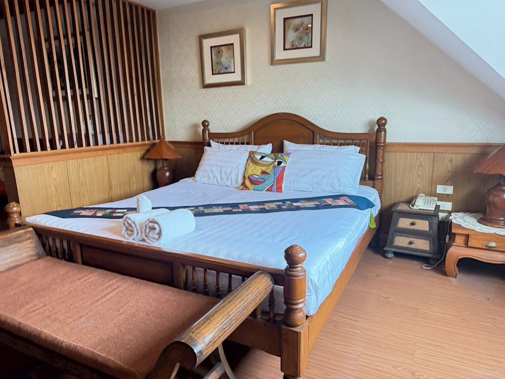 Suite, Bathtub