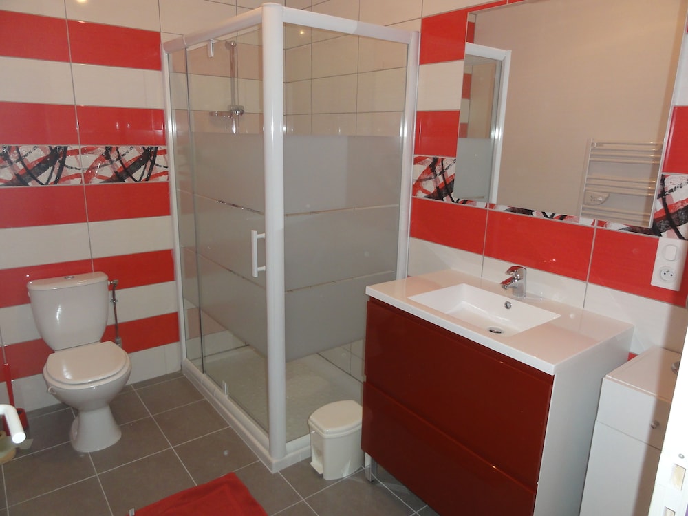 Double or Twin Room (Tulipe) - Photo 6