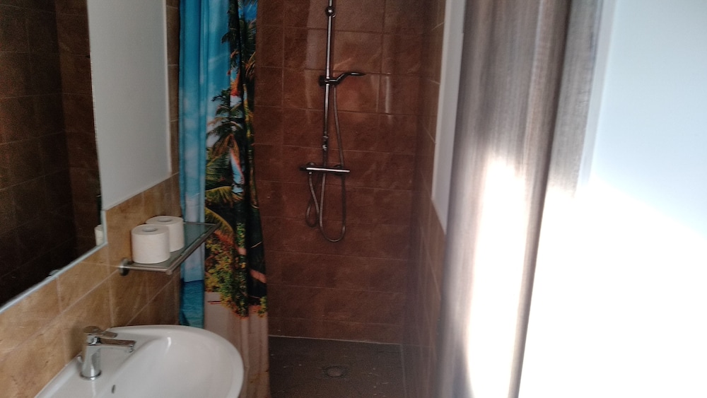 Apartment (2) photo 2
