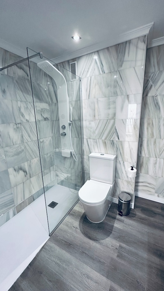 Deluxe Studio Suite, 1 Bedroom, Sea View - Photo 10