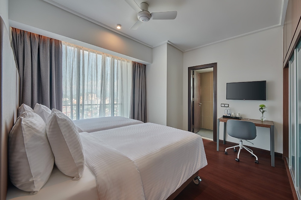 Superior Double or Twin Room, Private Bathroom, Mountain View photo 2