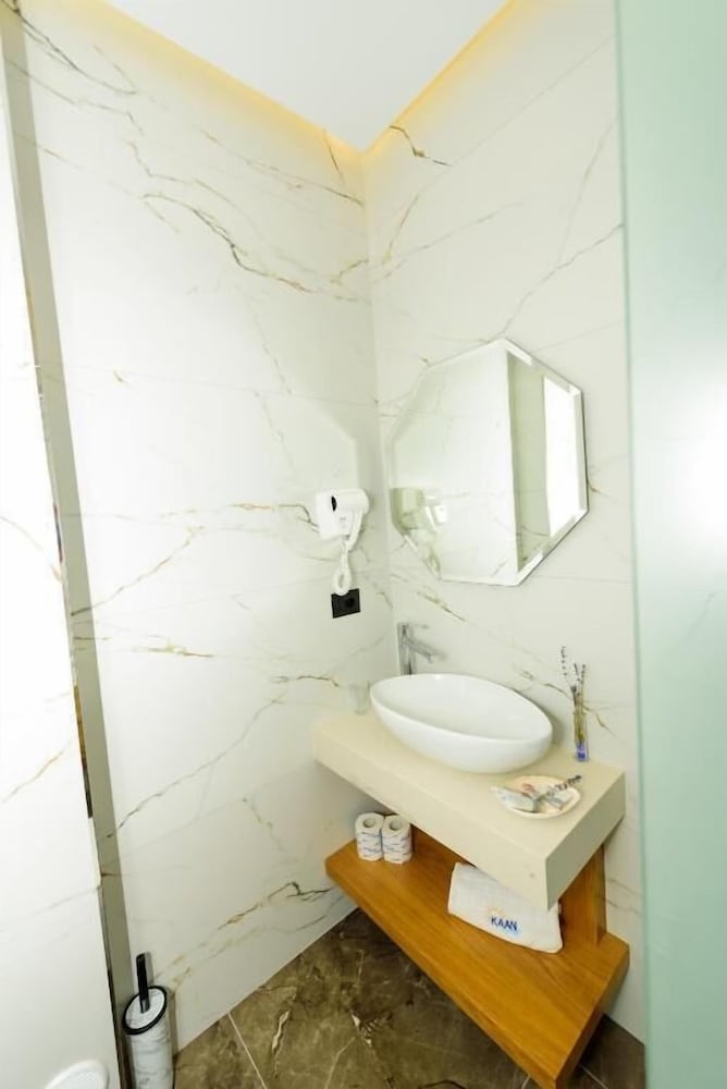 Double Room, Balcony, Sea View photo 2
