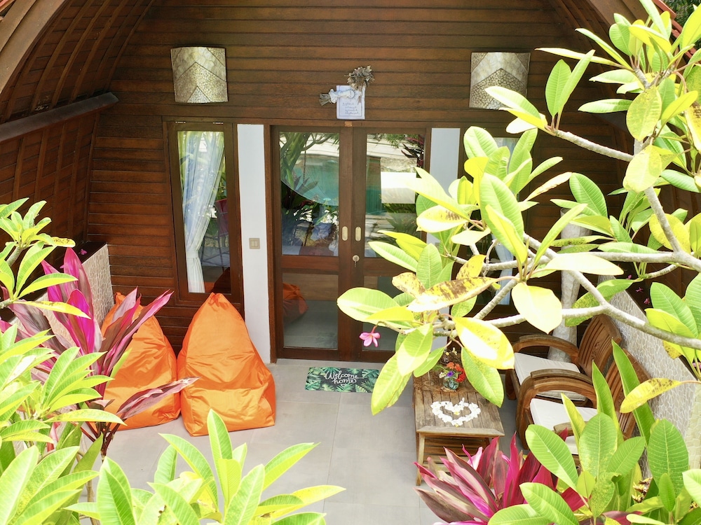 Luxury Bungalow 6