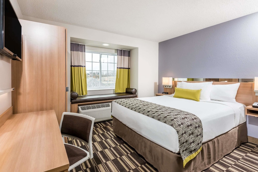 Room, 1 Queen Bed, Accessible, Non Smoking photo 1
