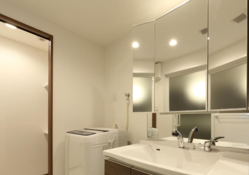 Standard Suite - Photo 36