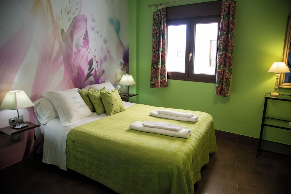 Duplex, 2 Bedrooms - Photo 4