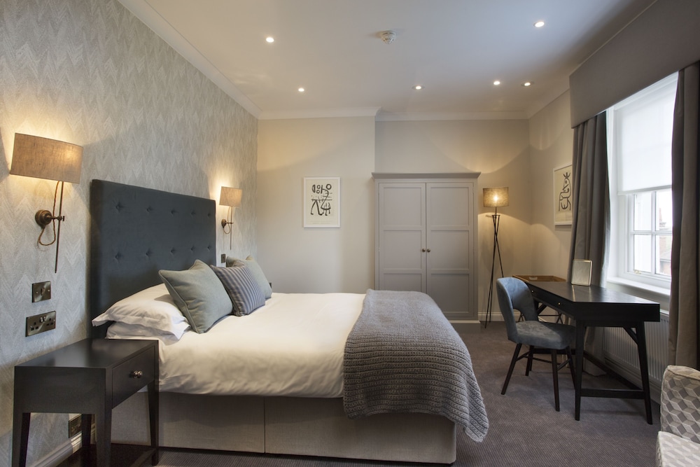 Superior Double Or Twin Room ( Zip) photo 2