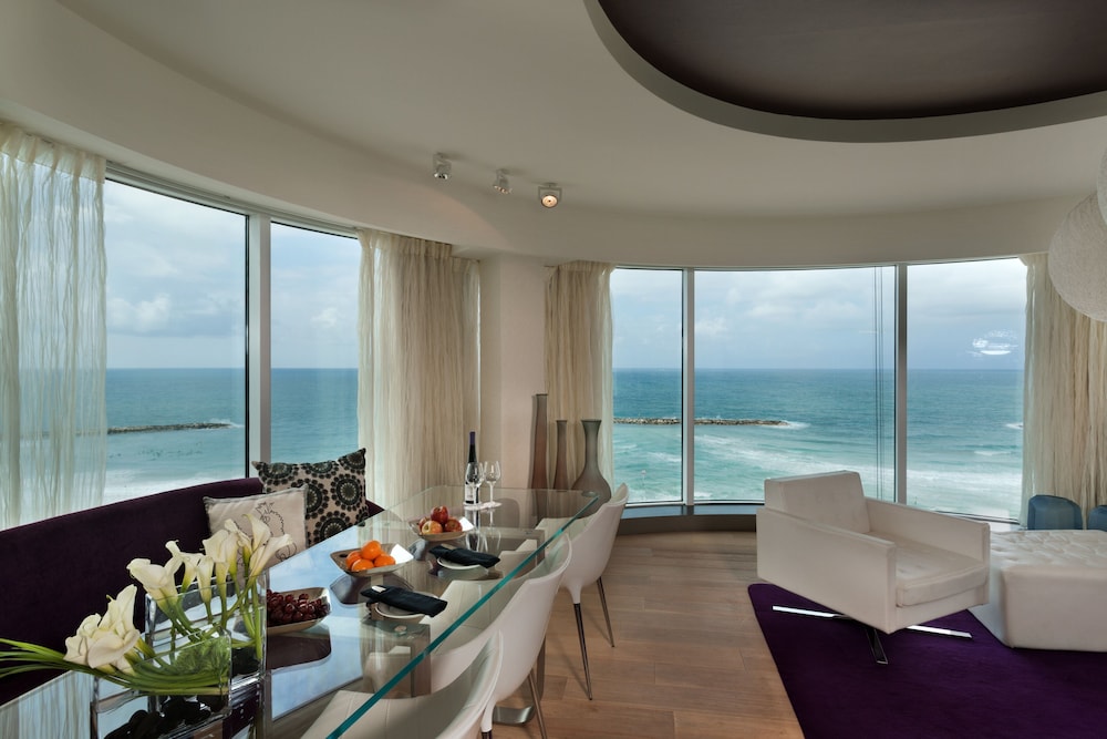 Sea One Suite photo 3
