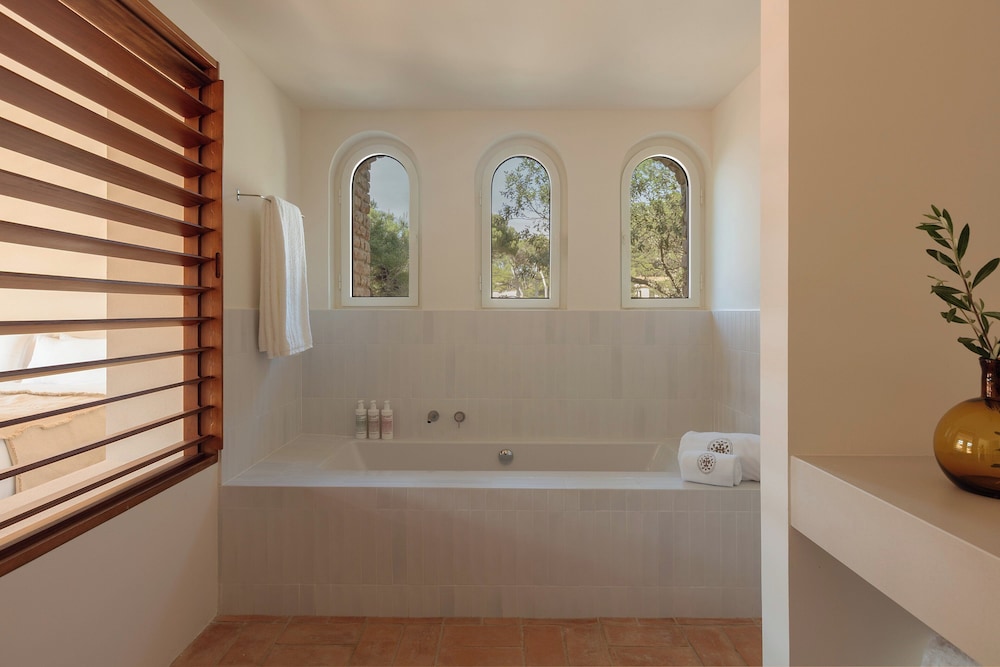 Suite (Piscina)