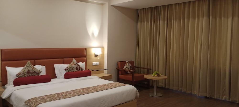 Deluxe Room - Photo 2