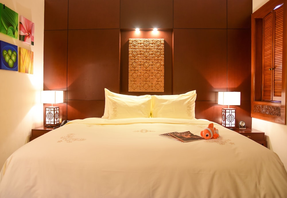 Deluxe Room, Ocean View - Photo 2