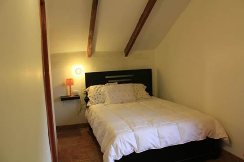 Double or Twin Room, Private Bathroom photo 2