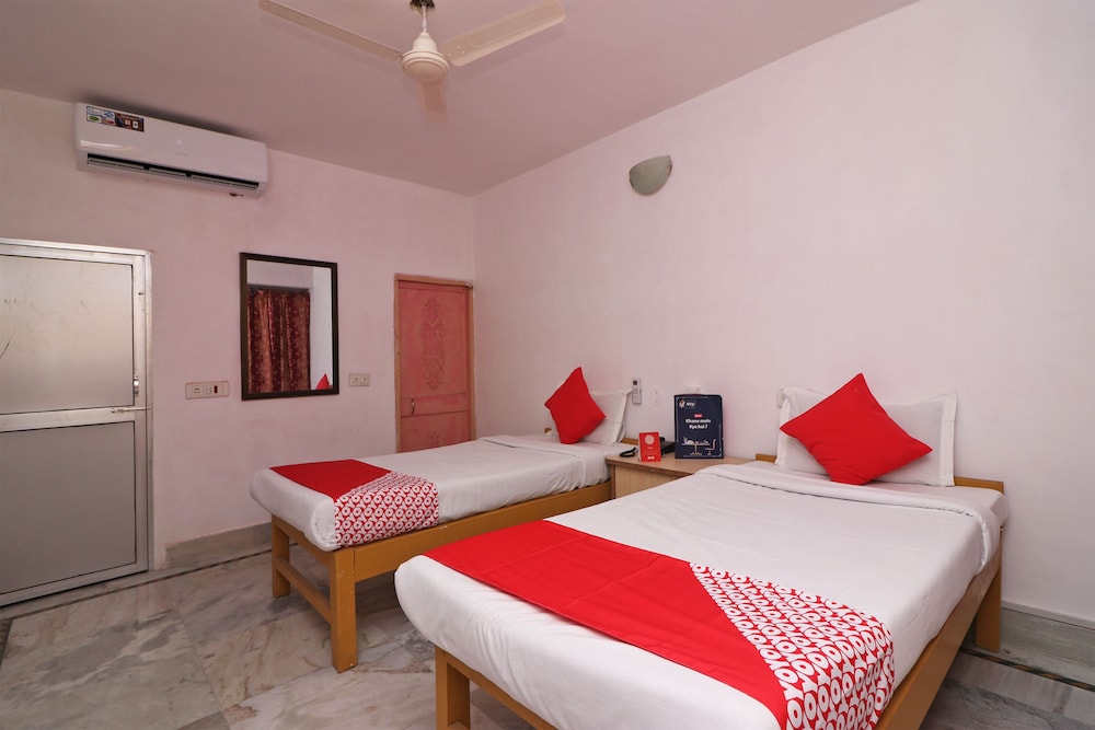 Double Or Twin Room photo 3