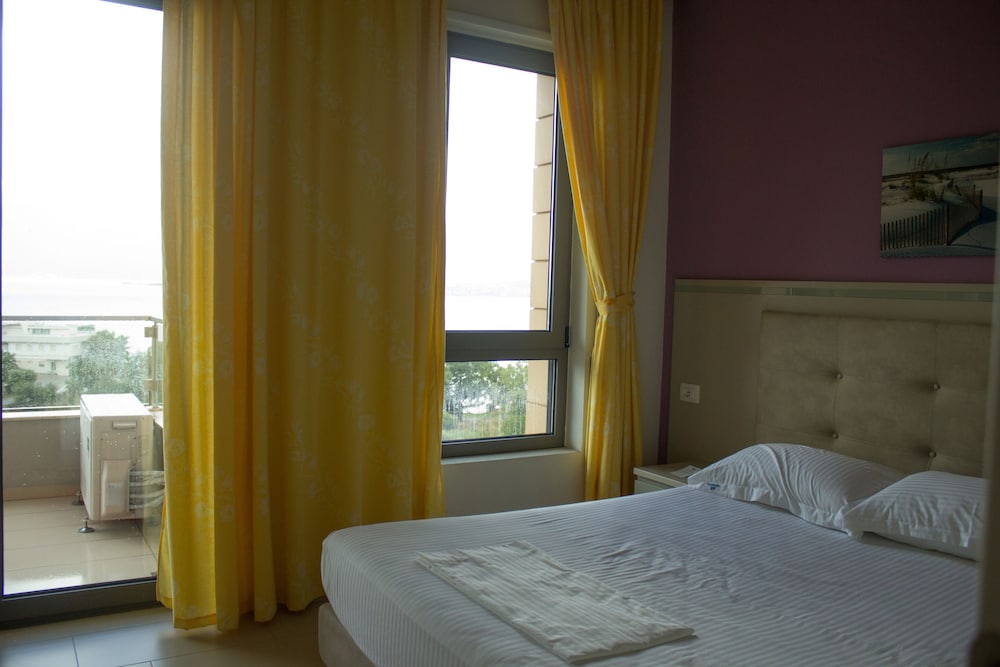 Standard Suite, 1 Bedroom, Mountain View