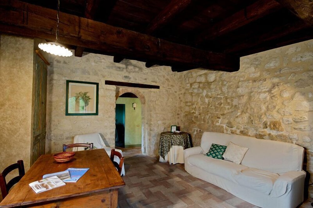 Apartment, Ground Floor photo 3