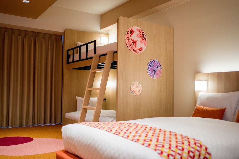 Mari Room - 2 Semi-double with bunk & sofa bed (Please see all policies and info before you book) - Photo 7