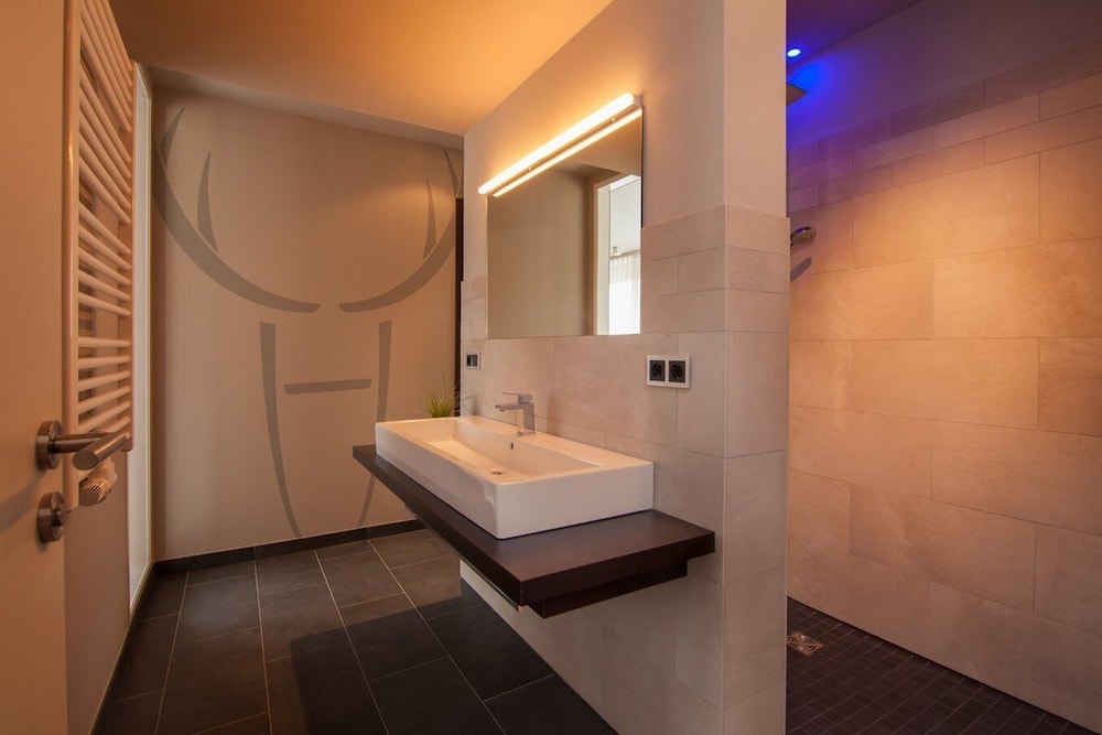 Junior Suite, Non Smoking photo 3