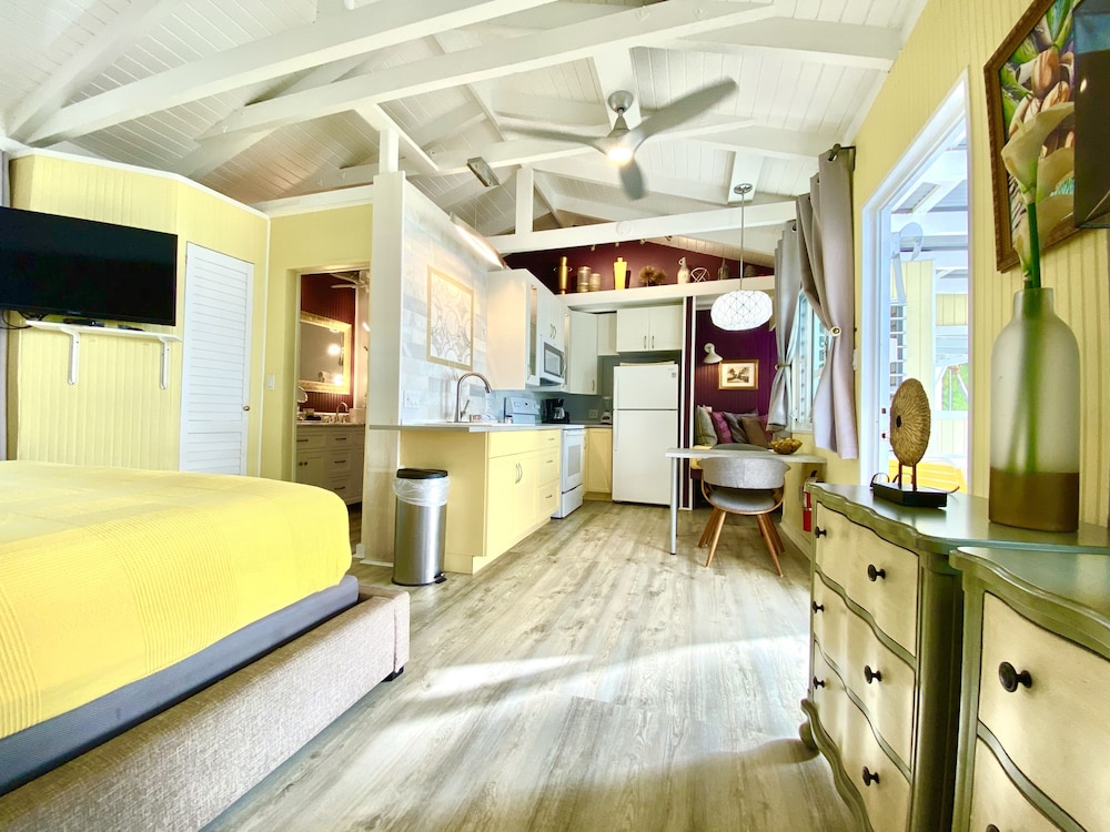 Premium Cottage, Ocean View, Beachfront