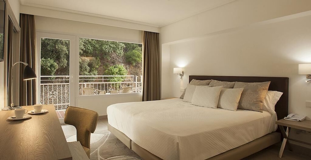 Superior Double Room, Mountain View