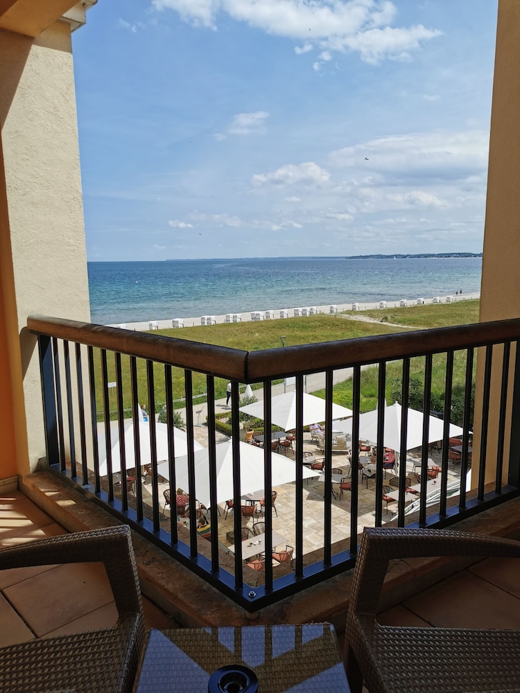 Suite, Balcony, Ocean View thumbnail 6