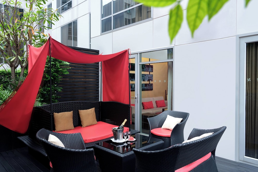 Studio Suite, 1 Bedroom, Terrace photo 3