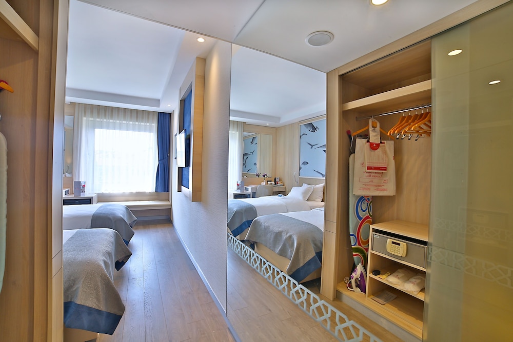 Standard Room, 2 Single Beds