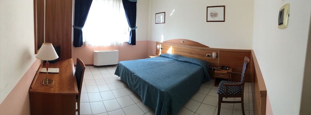 Single Room photo 1
