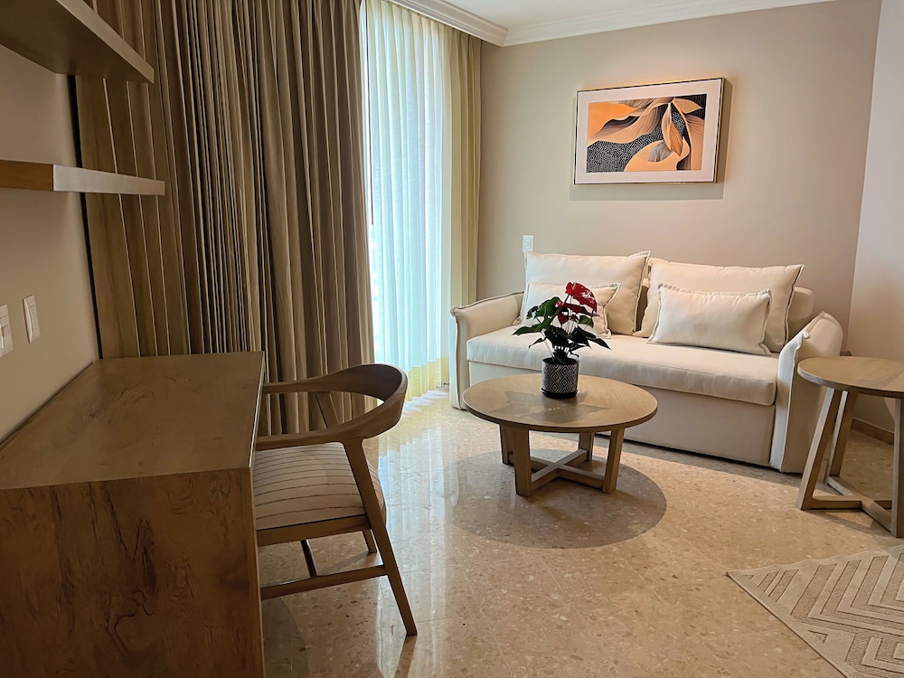 Princesa Loft Ocean View King photo 2