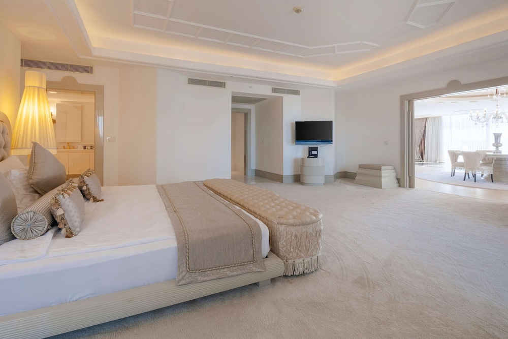 Royal Suite