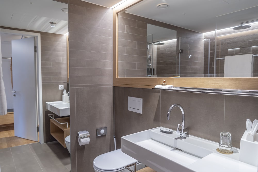 Double Room - Photo 9