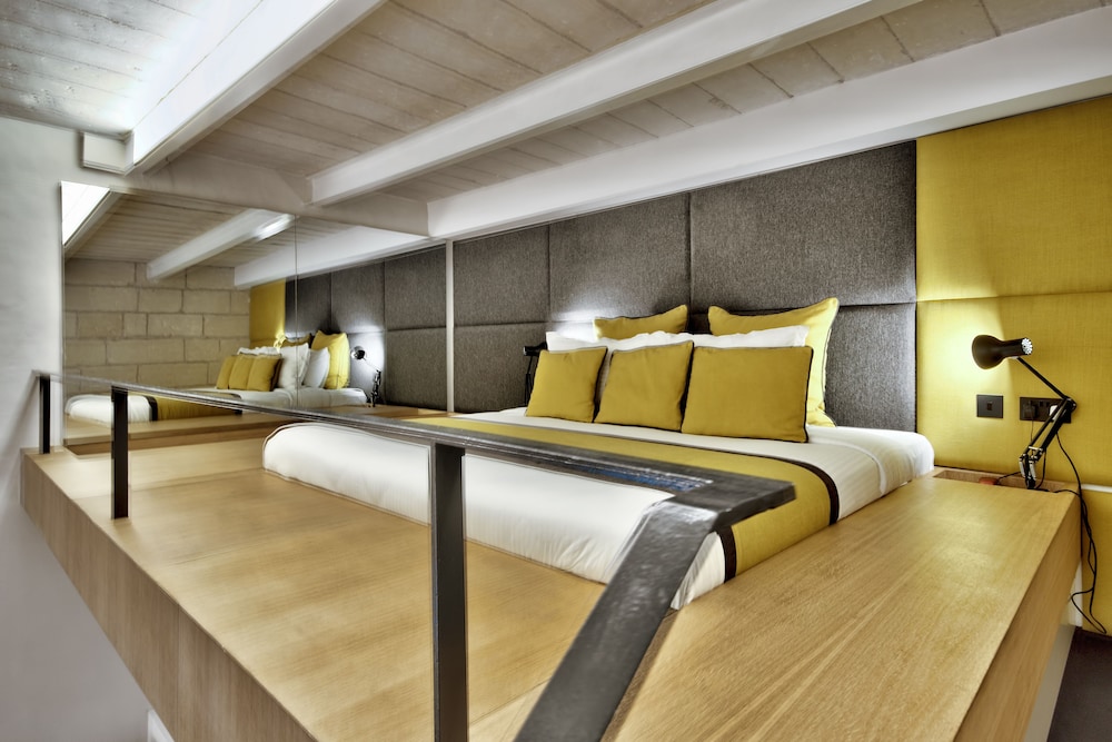 Honeymoon Duplex (Family Suite)
