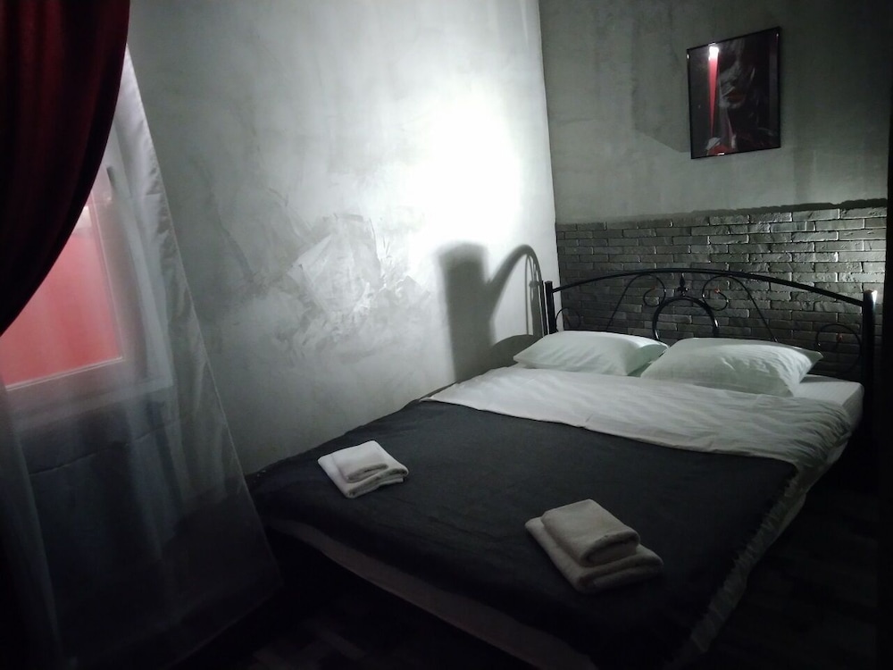 Basic Double Room photo 2