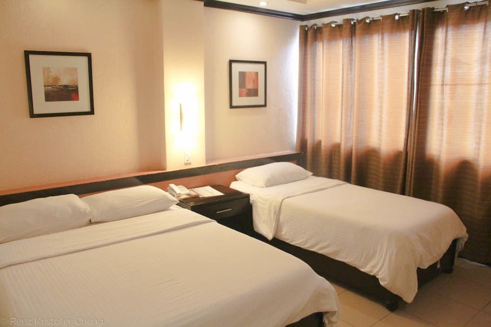 Matthew Suite