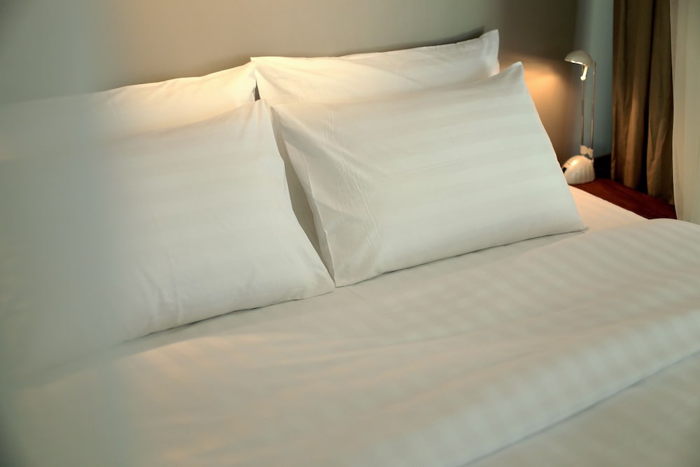 Deluxe Double Room (With Airport Pick Up)