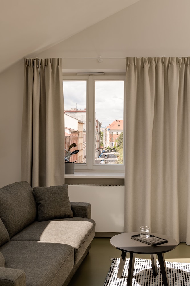 One Bedroom Apartment - Photo 15