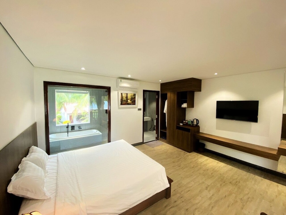 Bungalow Suite, Garden View photo 1