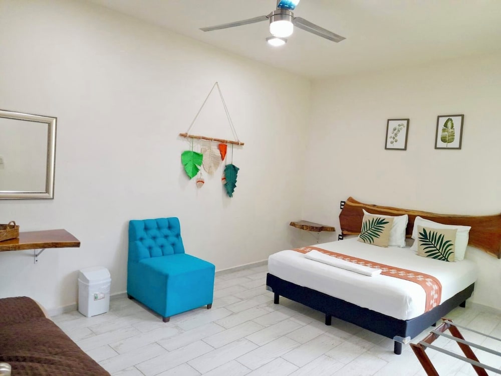 Luxury Room, 2 Queen Beds