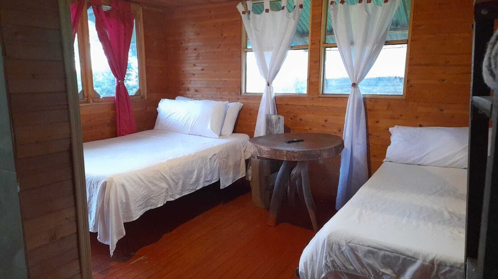 Family Cabin, 2 Bedrooms, Mountain View, Mountainside photo 1