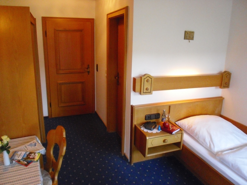 Single Room, Balcony photo 1