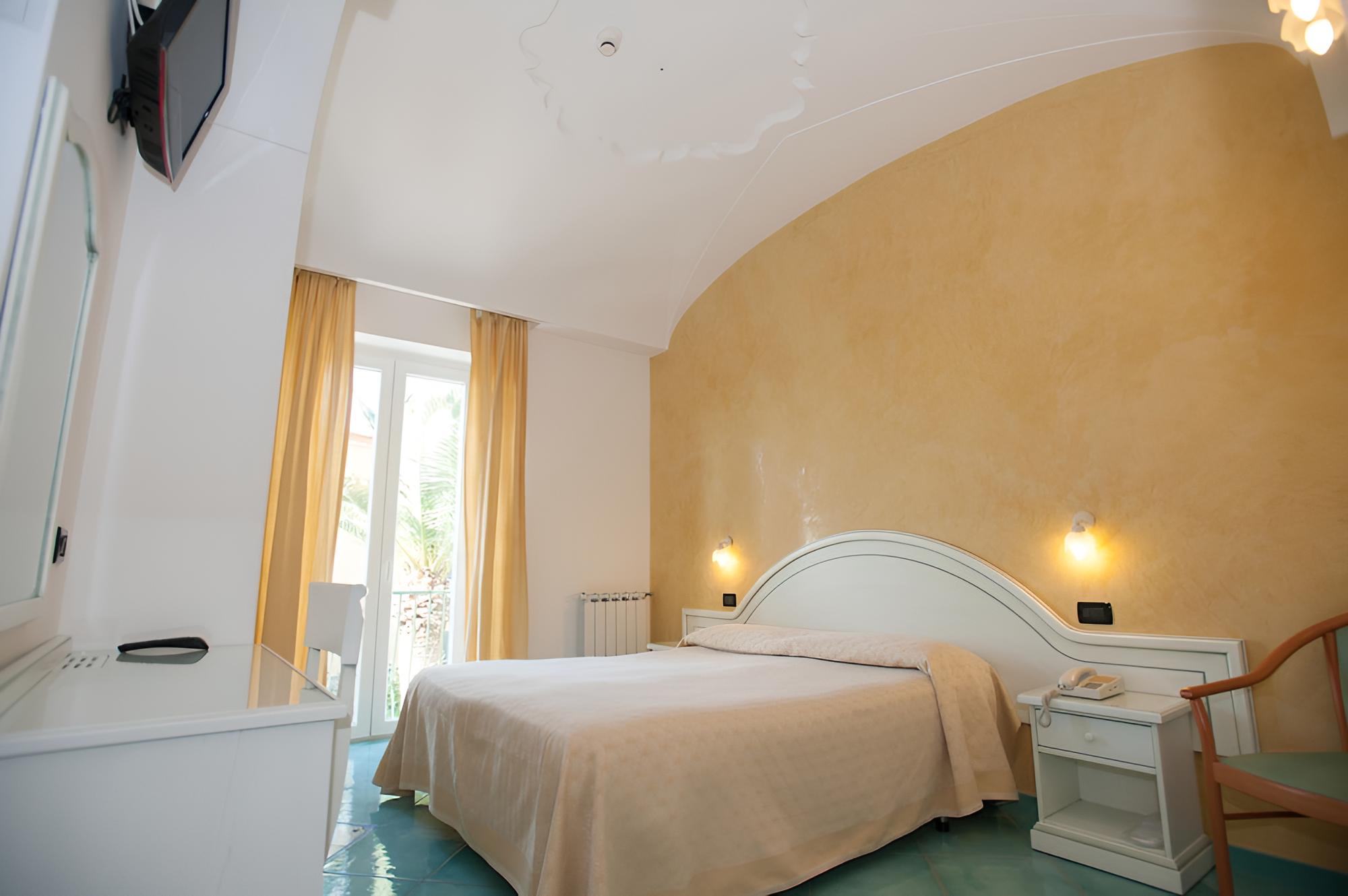 Deluxe Double or Twin Room, Sea View photo 1