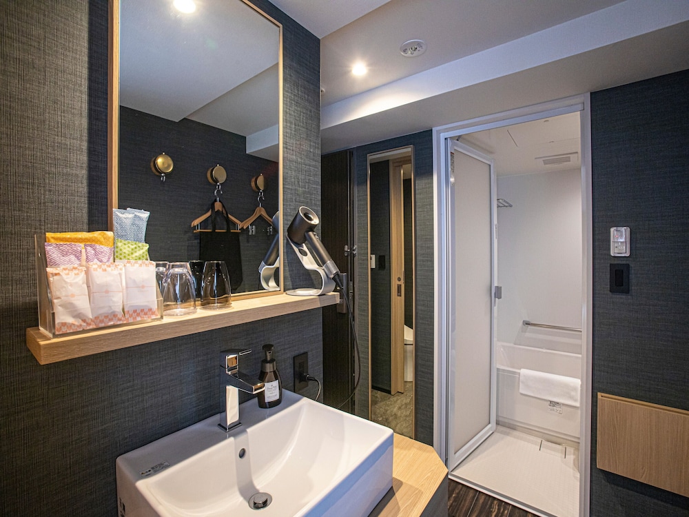 Japanese Style Twin Room - Photo 19