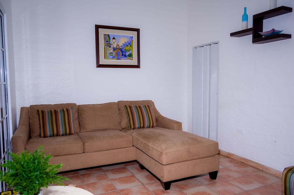 Apartment, 3 Bedrooms photo 2