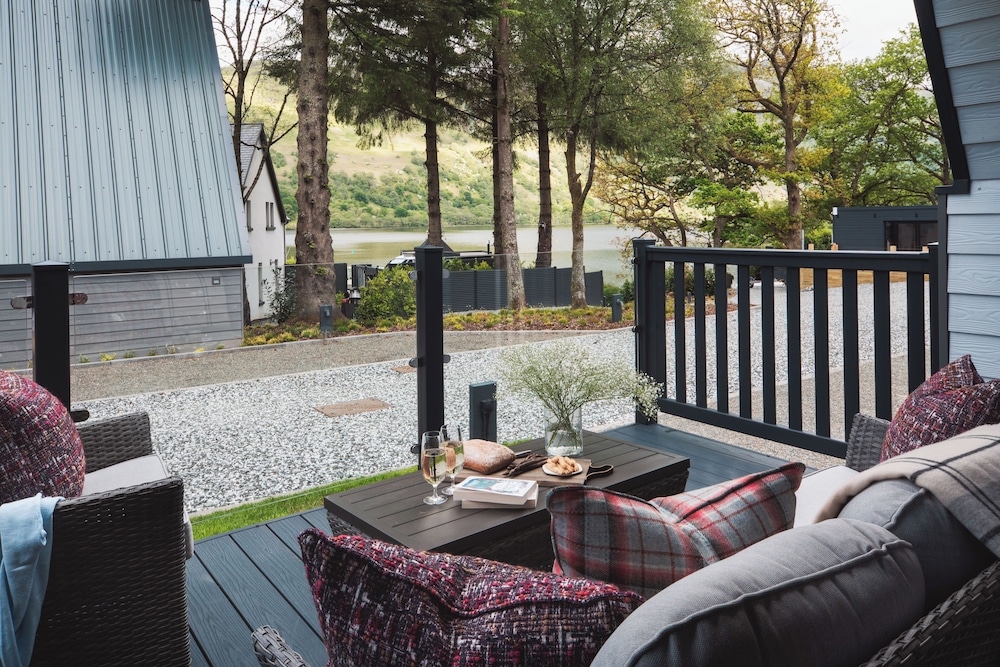 Luxury Chalet, 3 Bedrooms, Garden View photo 2