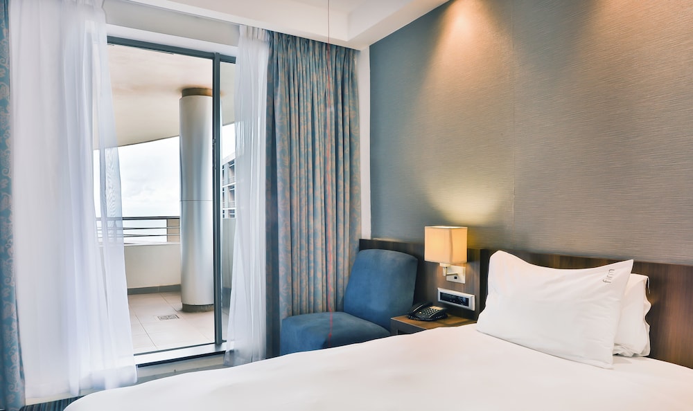 Standard Room, 2 Twin Beds, Smoking, Ocean View - Photo 23
