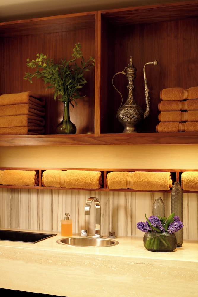 Spa One Bedroom Suite